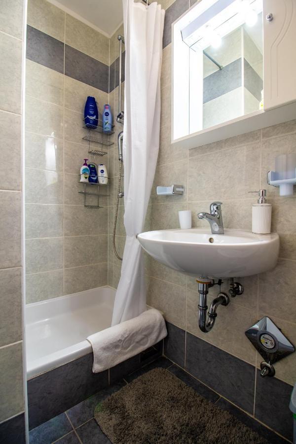 Sunny Beach Apartment Lavica Podstrana Eksteriør billede