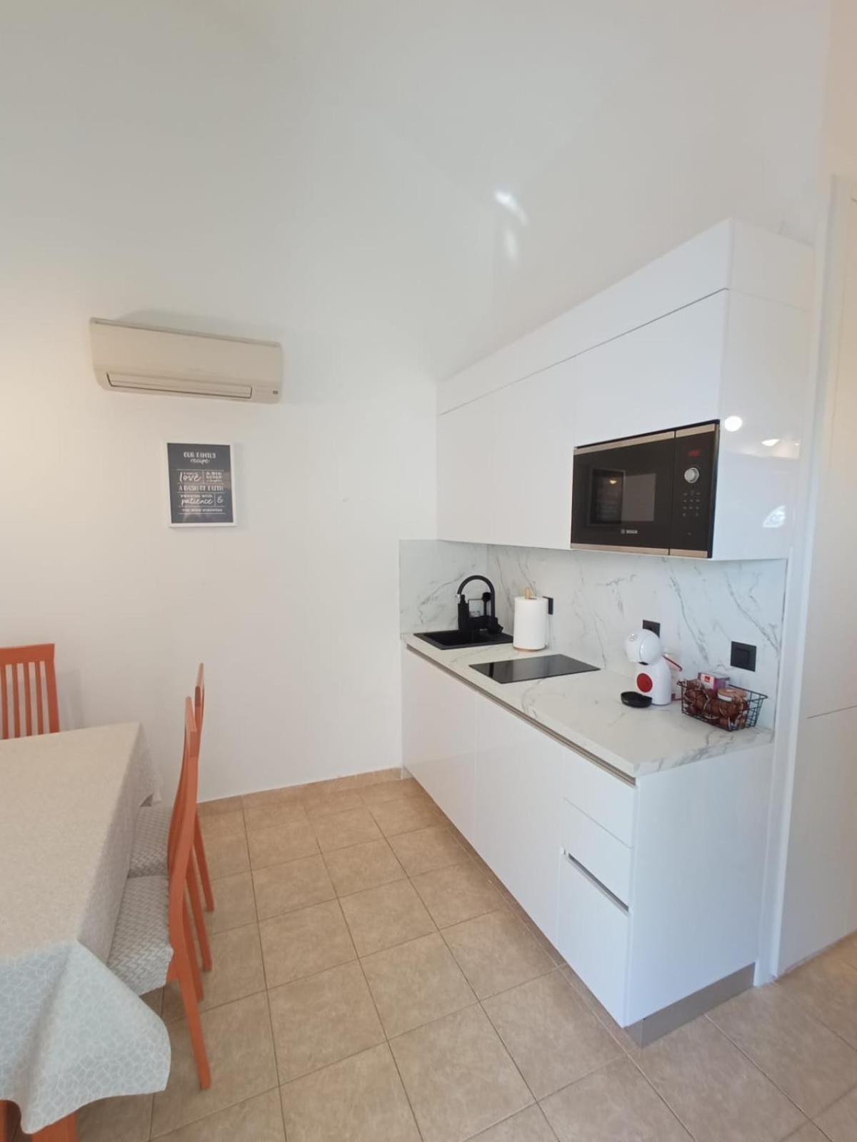 Sunny Beach Apartment Lavica Podstrana Eksteriør billede